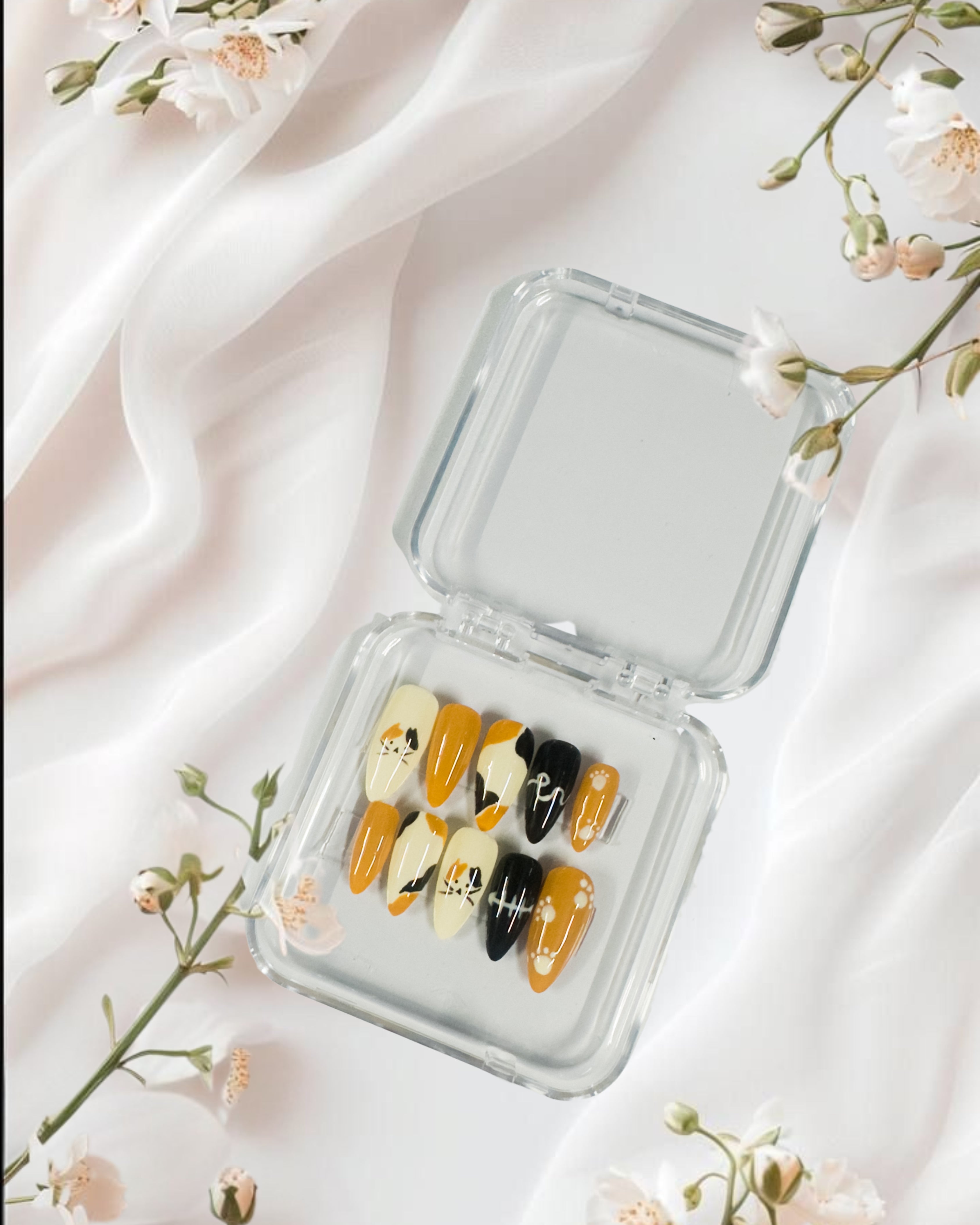 Halloween Cat Paw & Heartbeat Press-On Nails – Orange, Black & Cream Glossora Set