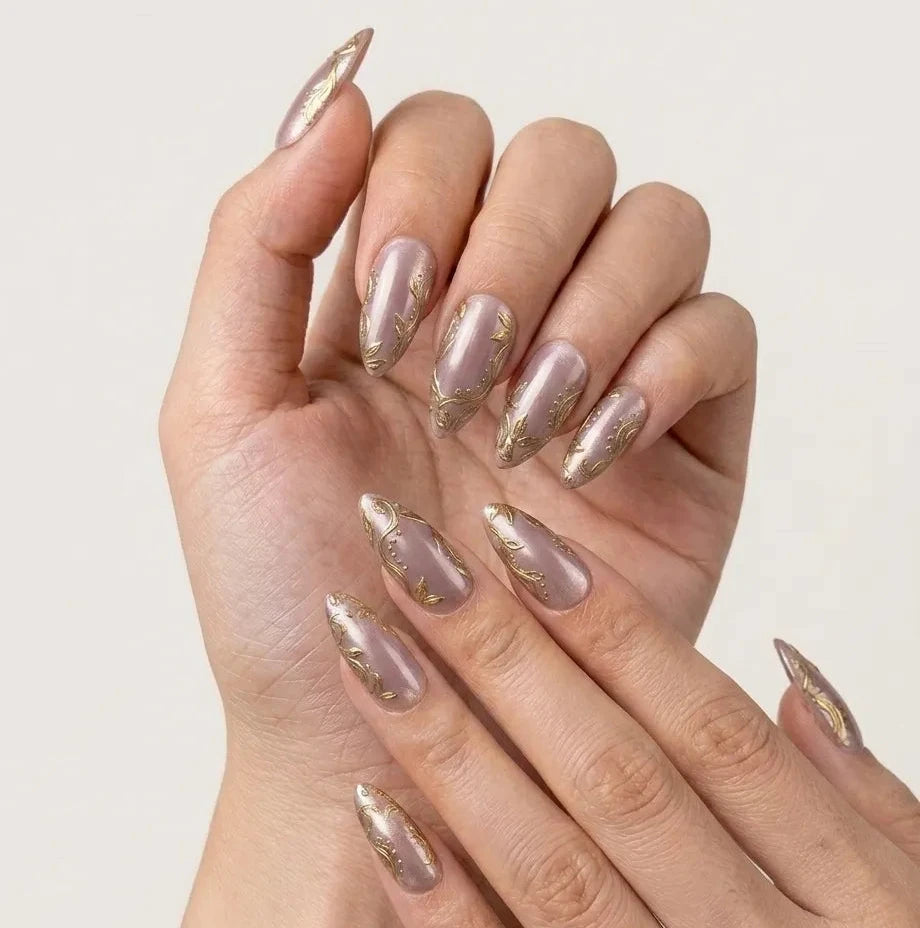 Smoky Goldleaf