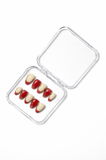 Red & ivory press-on nail set with gold swirl detailing ❤️✨