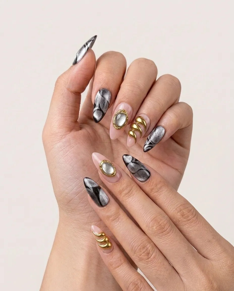 The Gold Claw