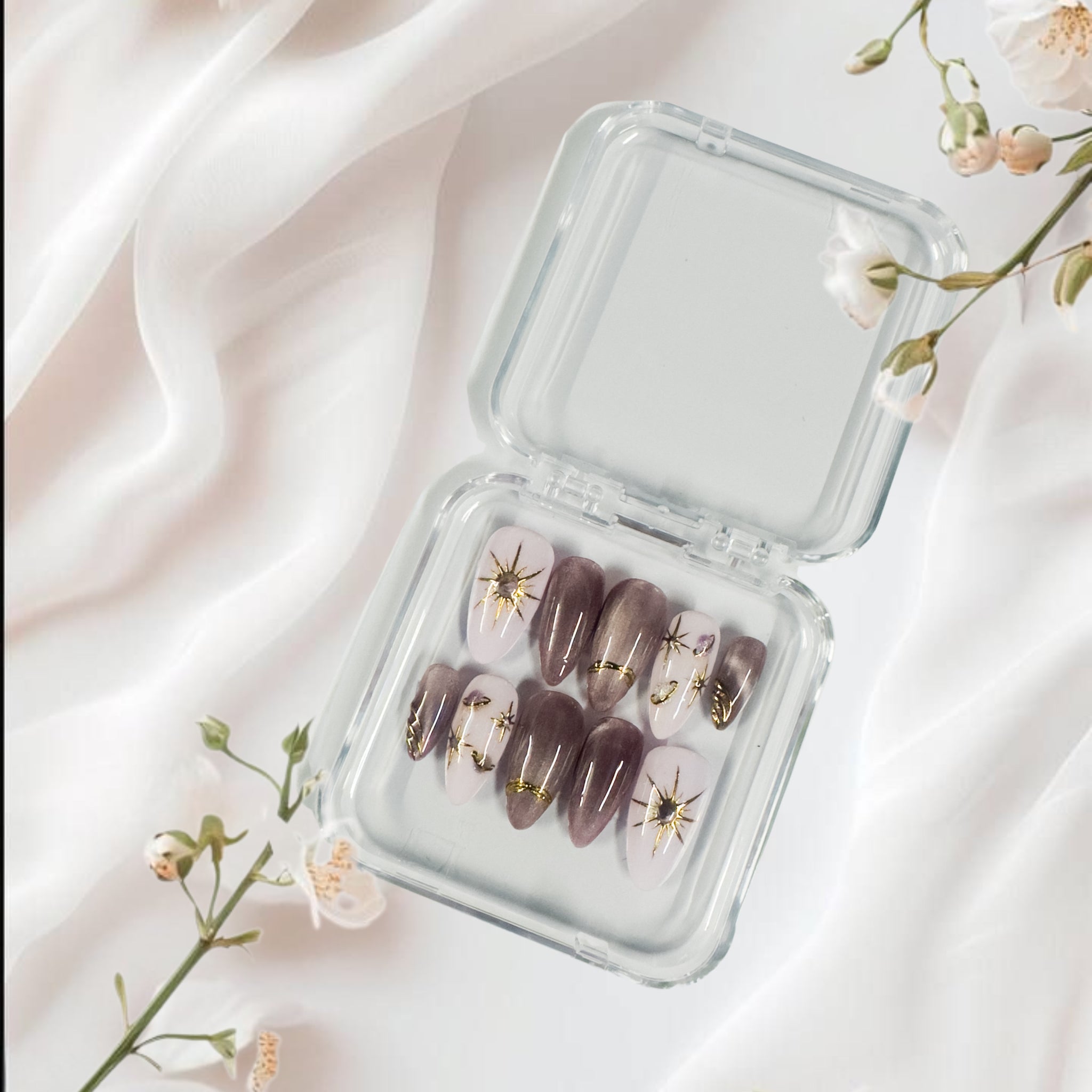 Celestial Glow Press-On Nails – Gold Starburst Ombre Set