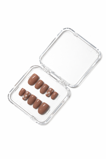 Mocha Blossom glossy press-on nail set with tiny white floral accents 🤎🌼