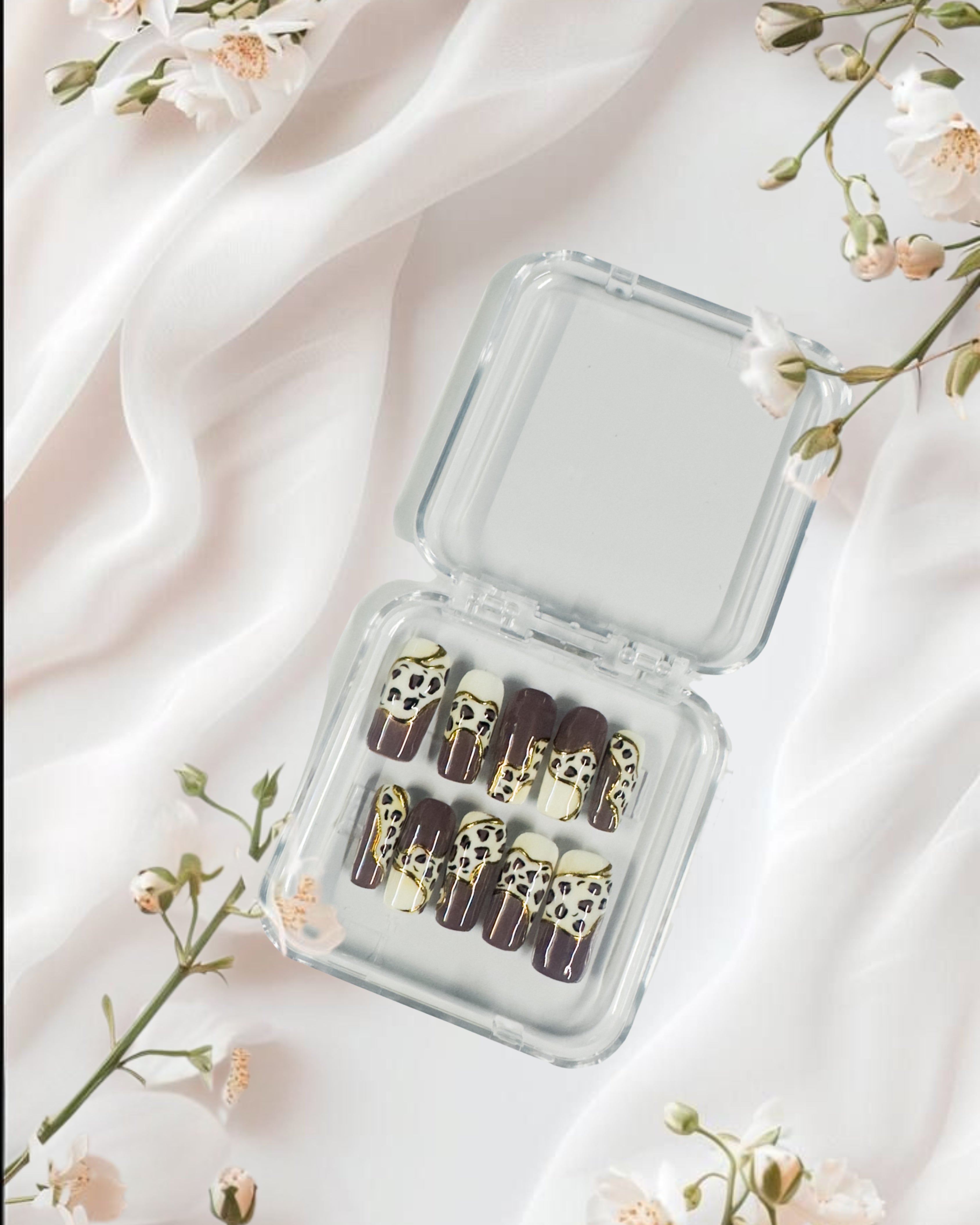 Wild Luxe – Glossora Leopard Print Press-On Nails with Gold Accent