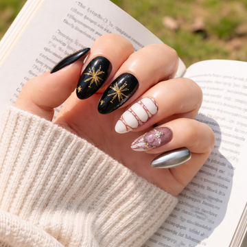 Black–ivory–rose mixed statement press-on nail set 🖤🌸✨