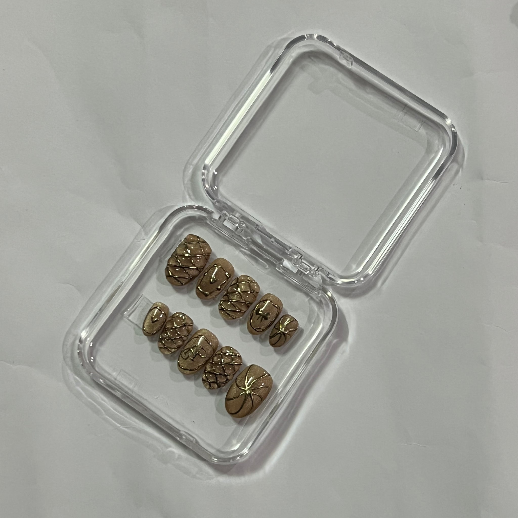 Bronze Luxe Elegance - 3D Textured Nail Art Set