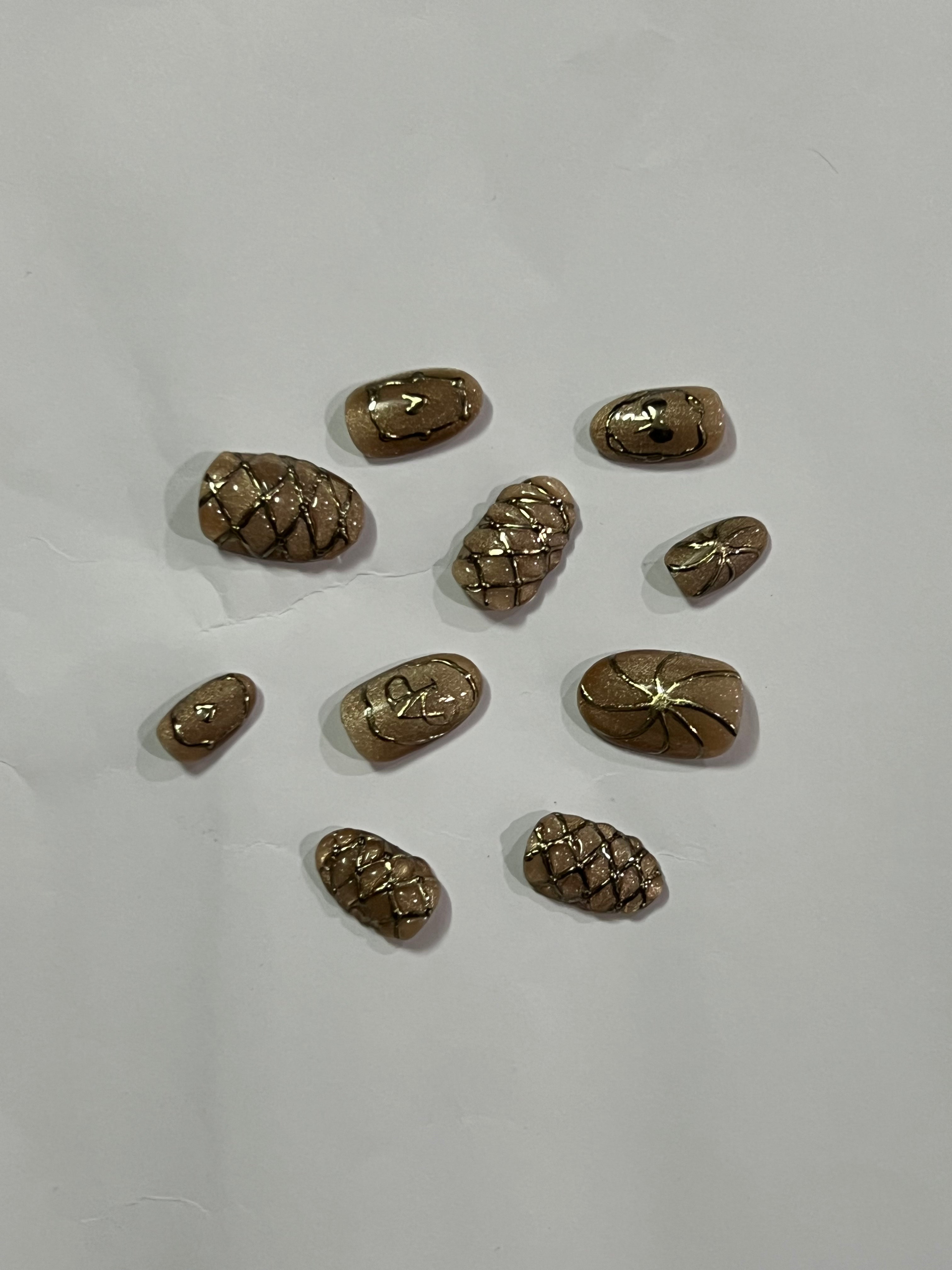 Bronze Luxe Elegance - 3D Textured Nail Art Set