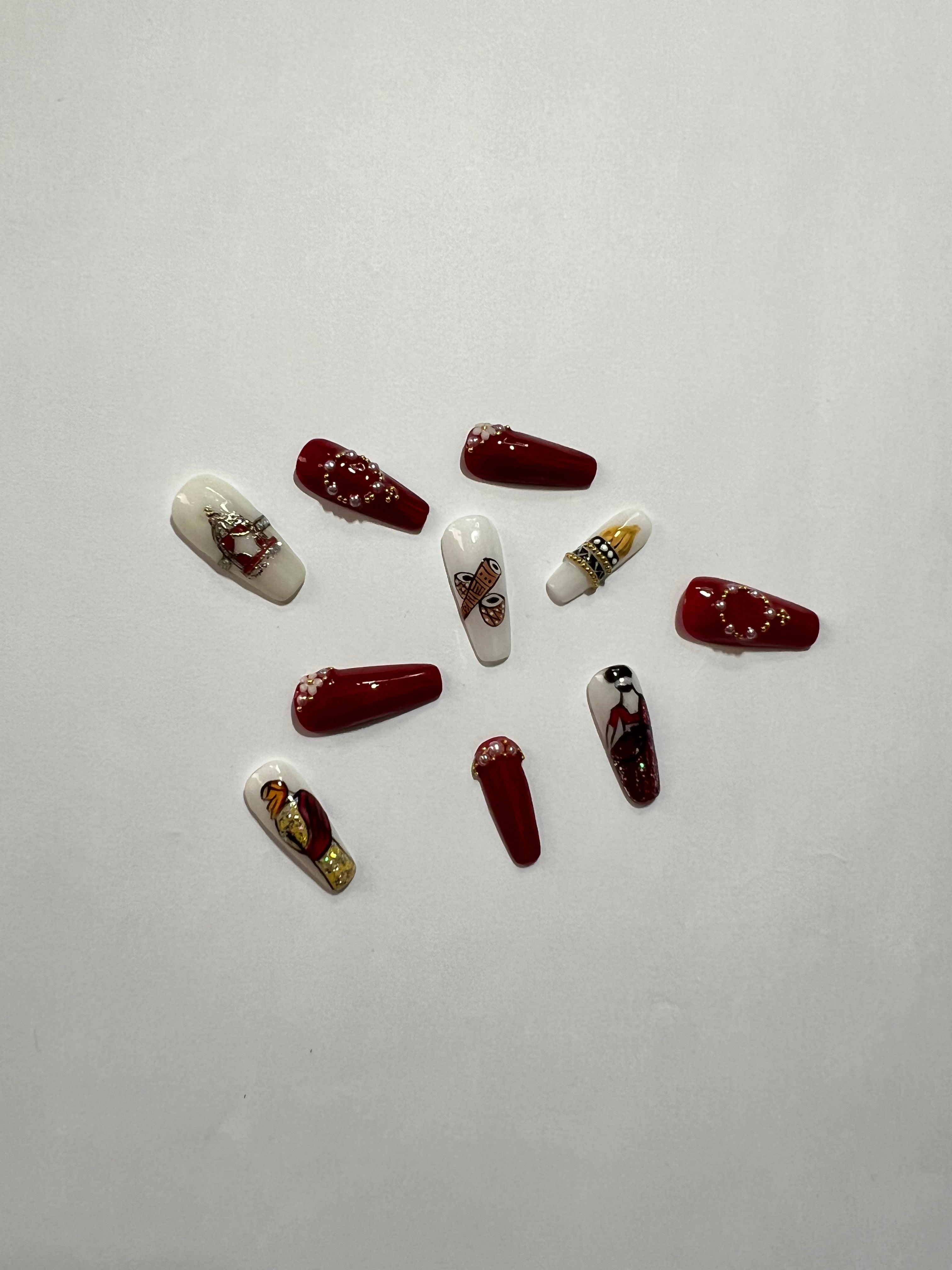 Regal Heritage Press-On Nails – Maroon & Gold Indian Art Set