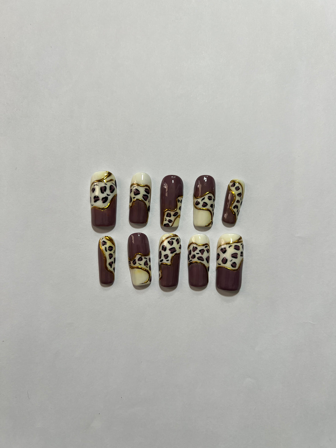 Wild Luxe – Glossora Leopard Print Press-On Nails with Gold Accent