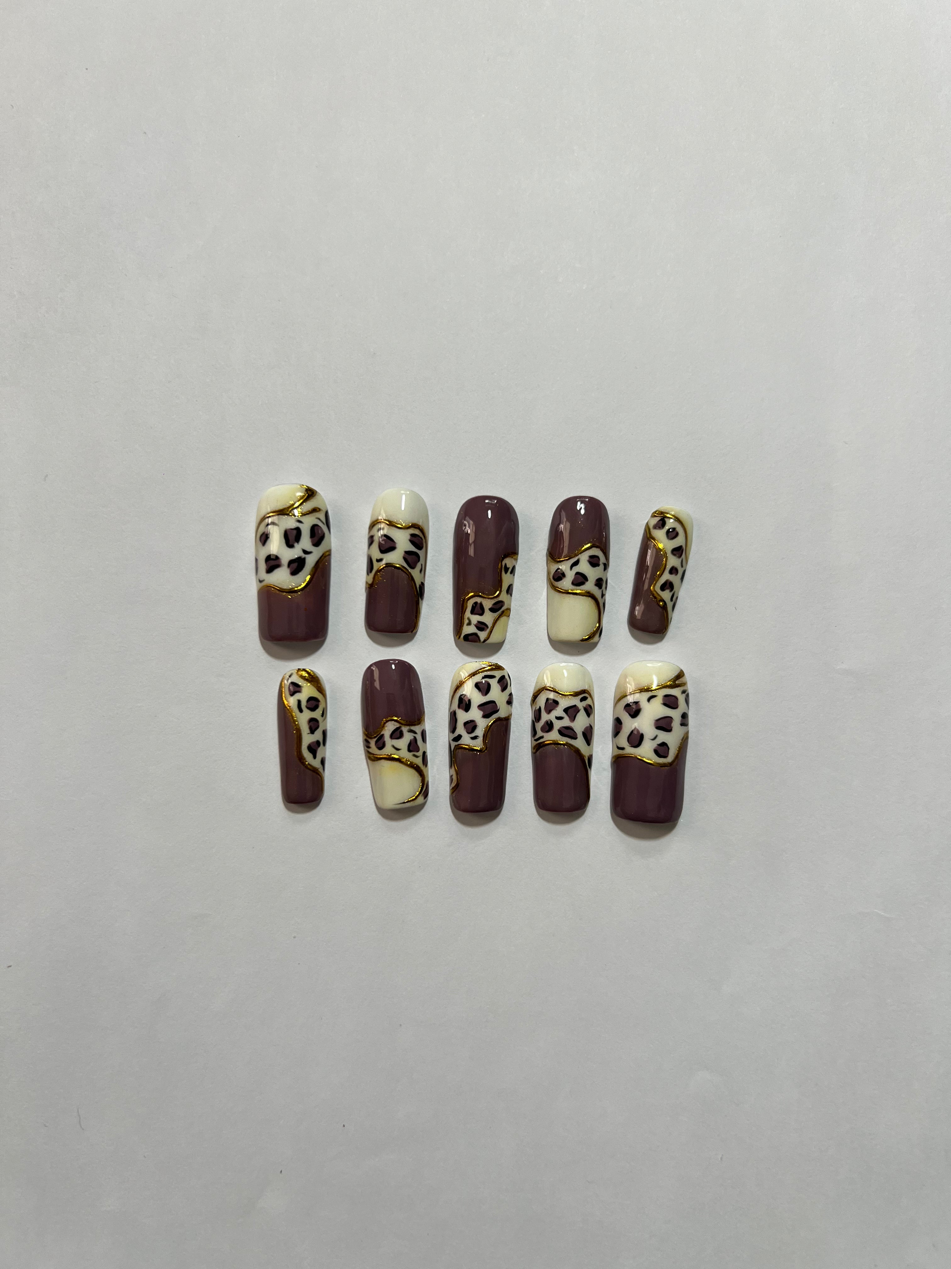 Wild Luxe – Glossora Leopard Print Press-On Nails with Gold Accent