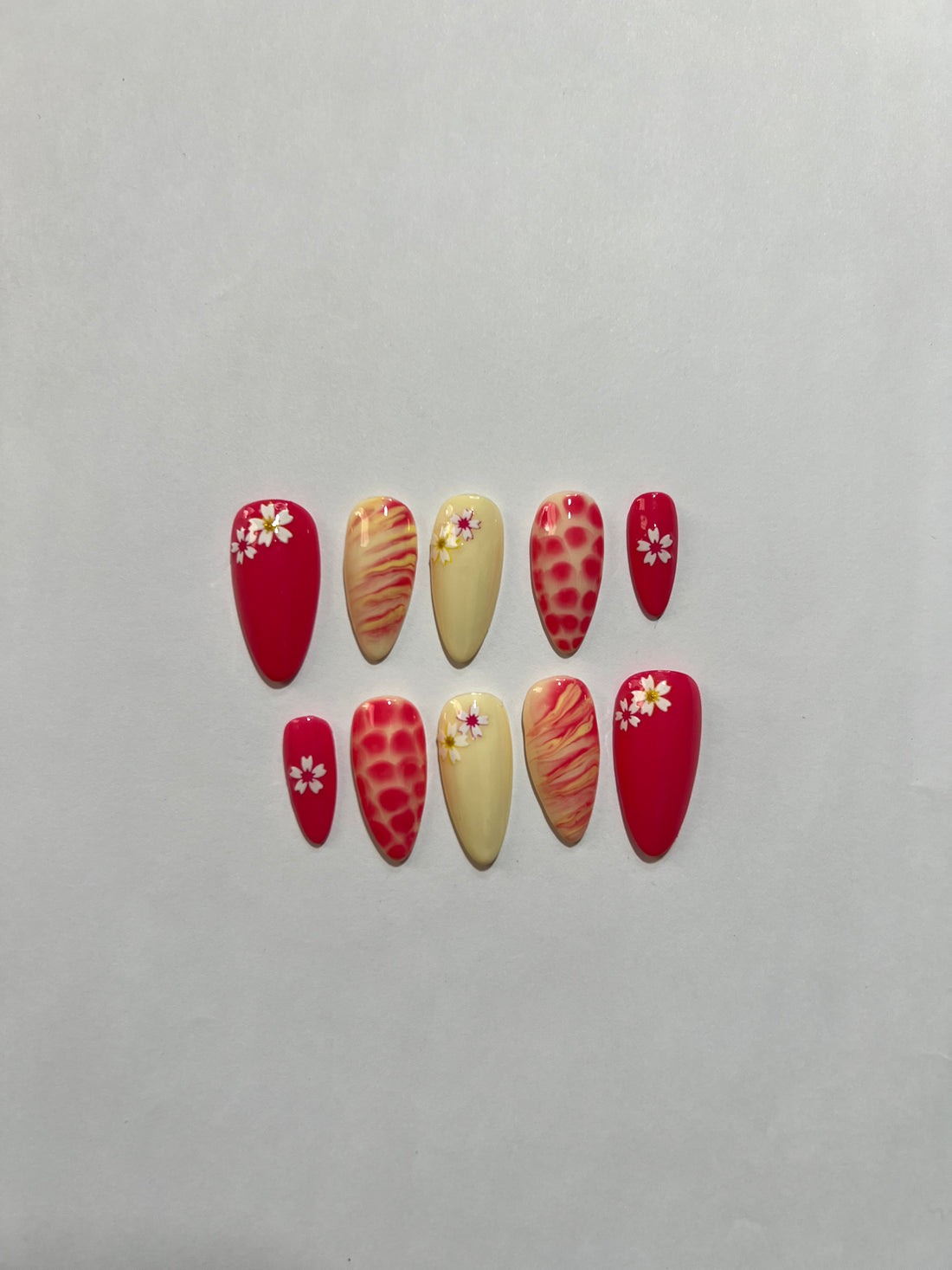 Glossora Red & Yellow Press-On Nails with Daisy Floral Art