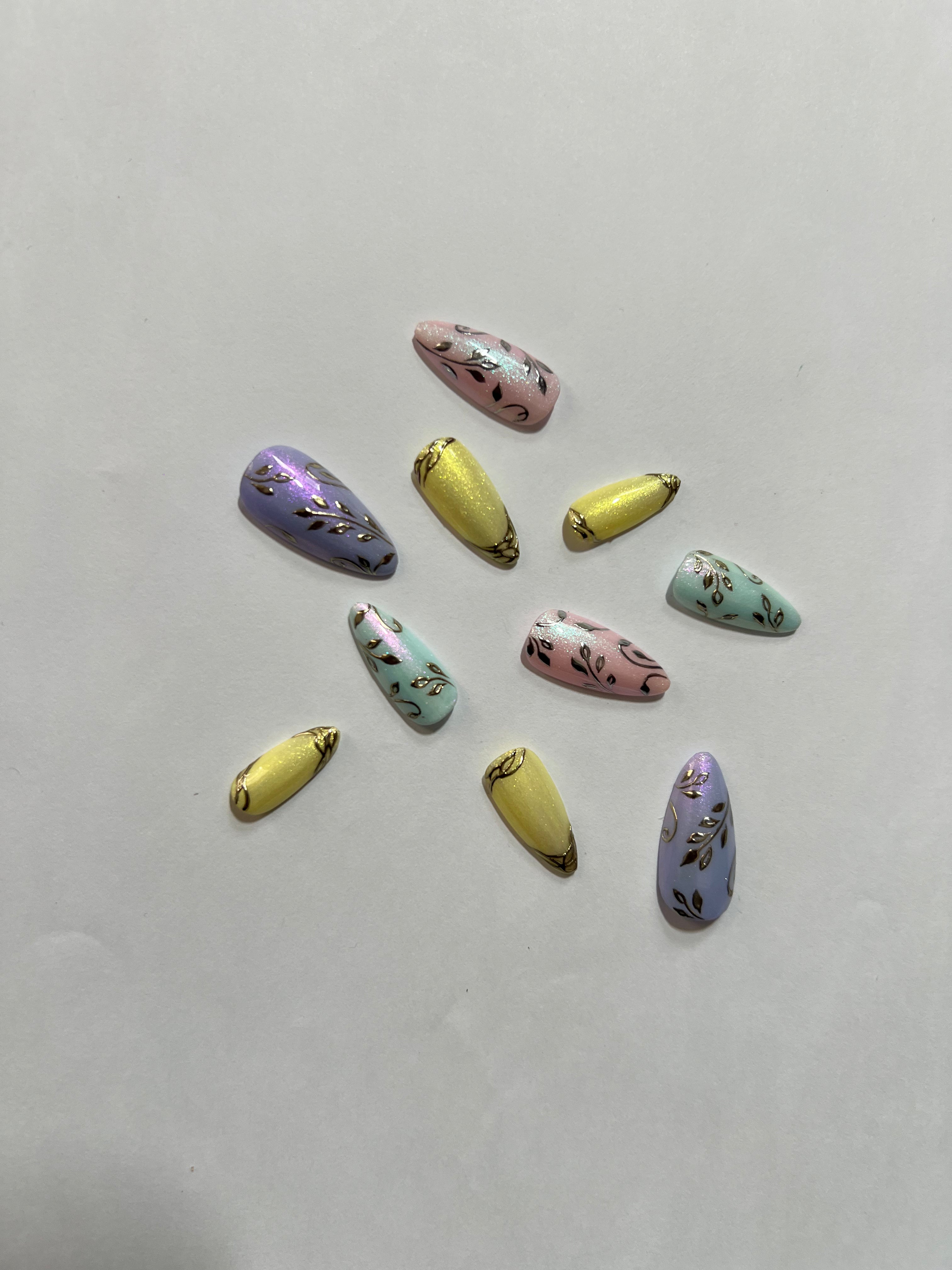Pastel Bloom Press-On Nails – Lilac, Lemon & Floral Elegance