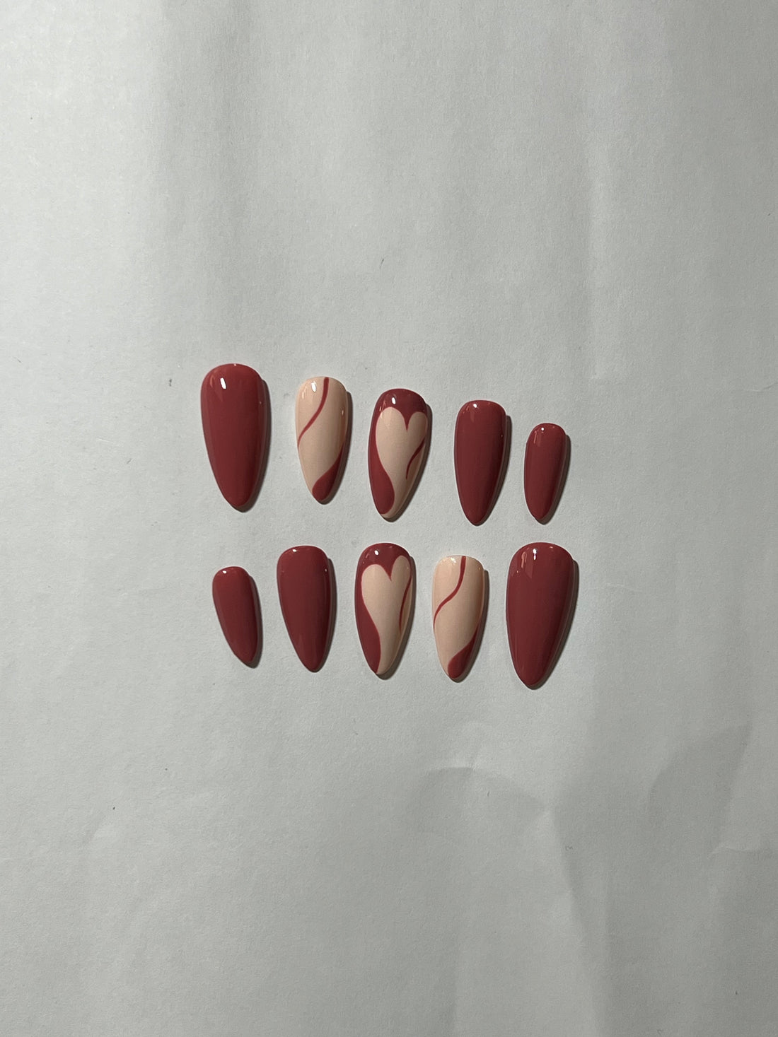 Sweetheart Swirls Press-On Nails