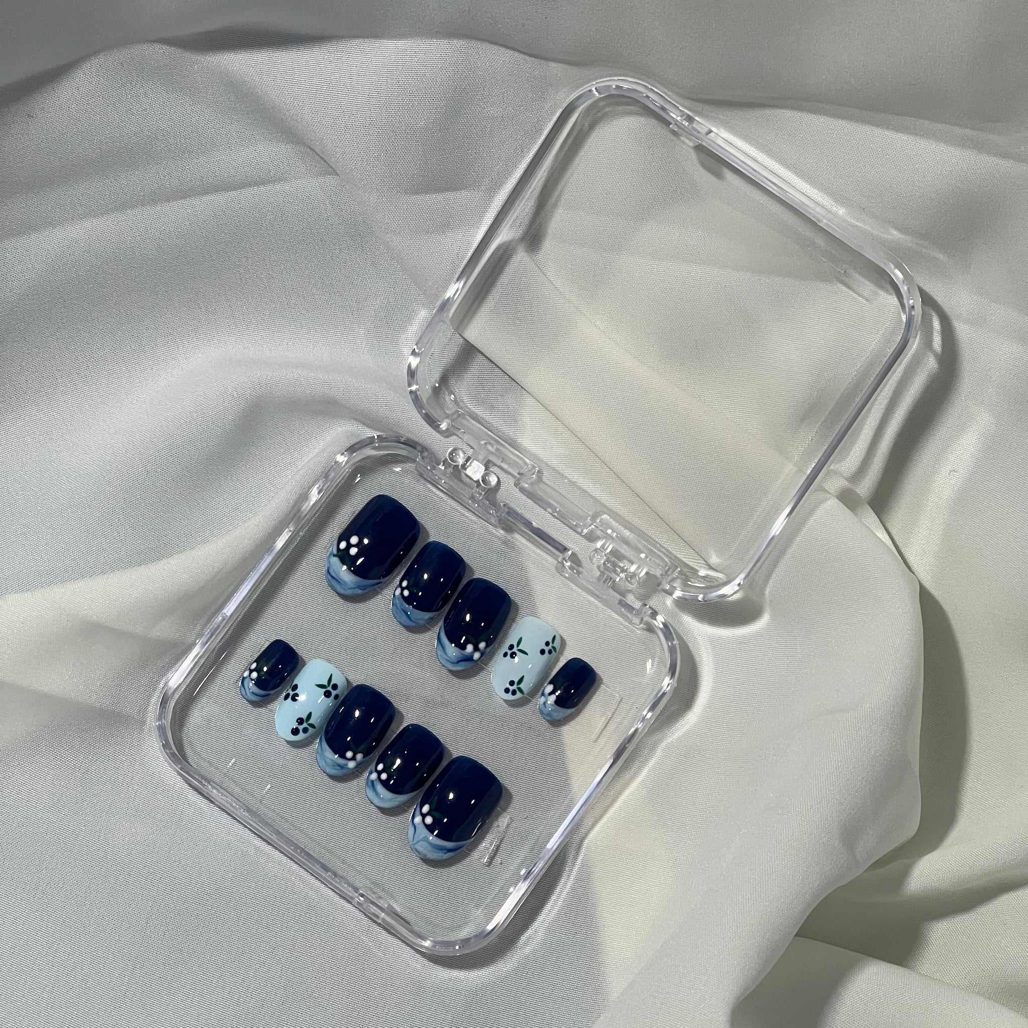 💙 Blue Blossom French Press-On Nails